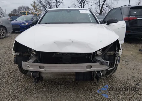 2017 Audi A4 2.0T Premium z USA, uszkodzony, nr VIN WAUANAF43HN043510